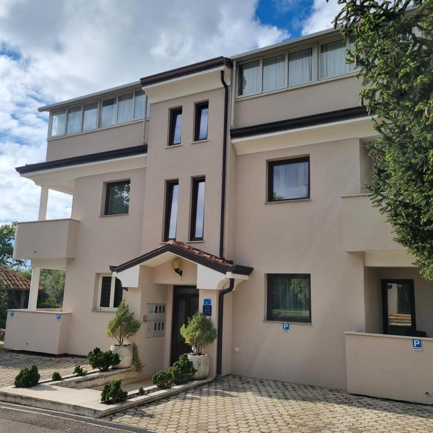Apartments Krizine Umag Eksteriør billede